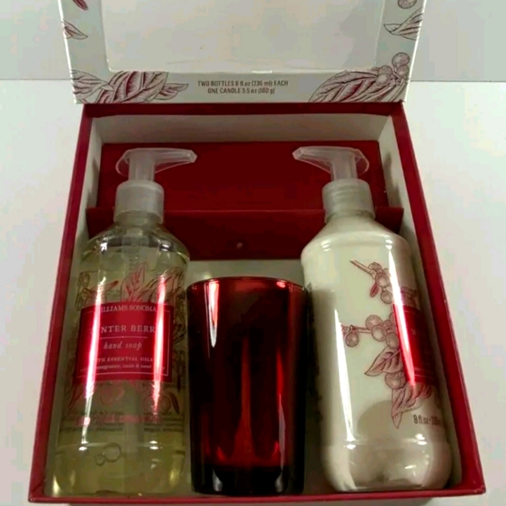 Williams Sonoma WINTER BERRY Christmas 3pc Set Hand Soap Votive Hand Lotion NEW
